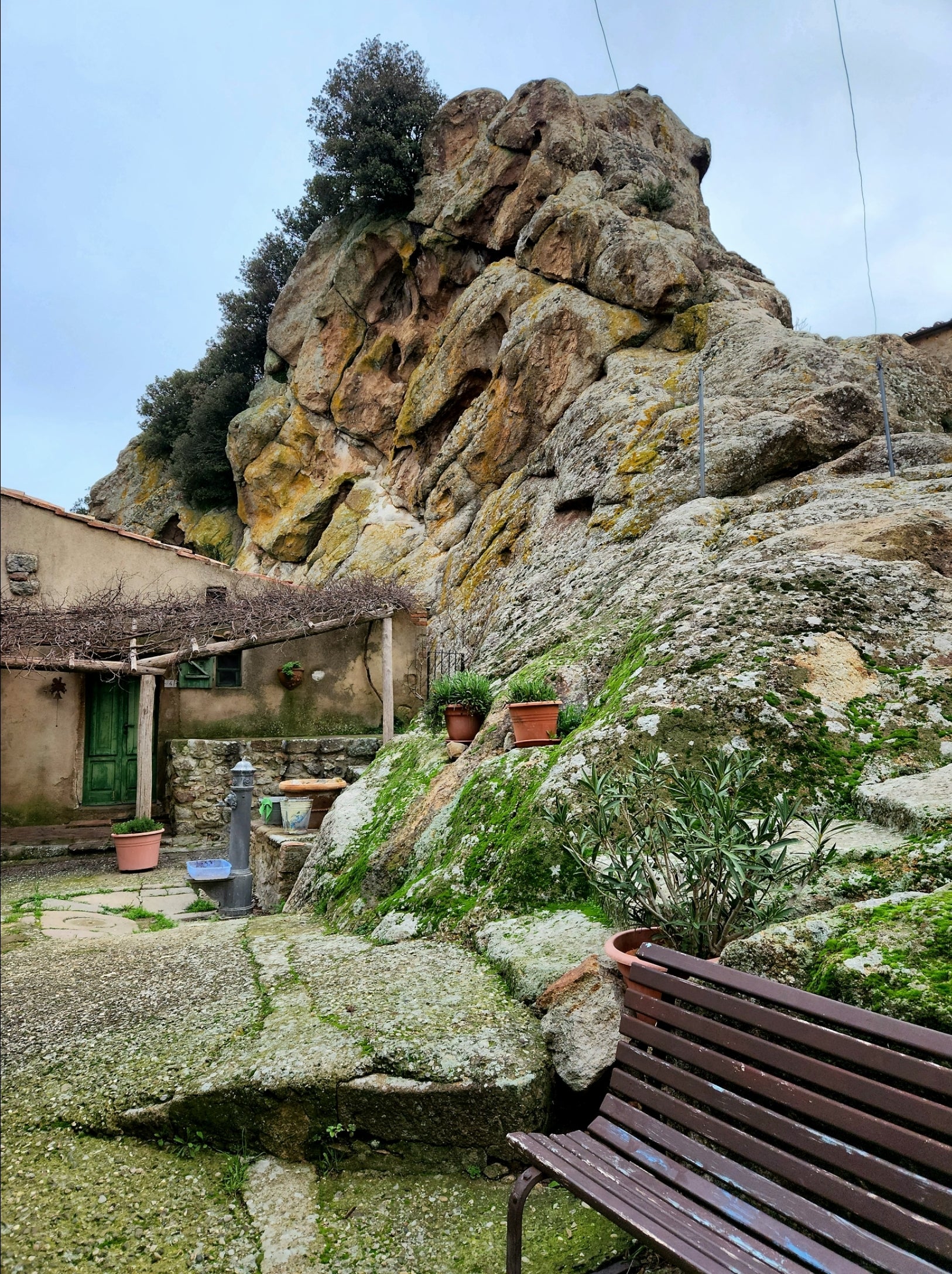 Abbazie e borghi storici