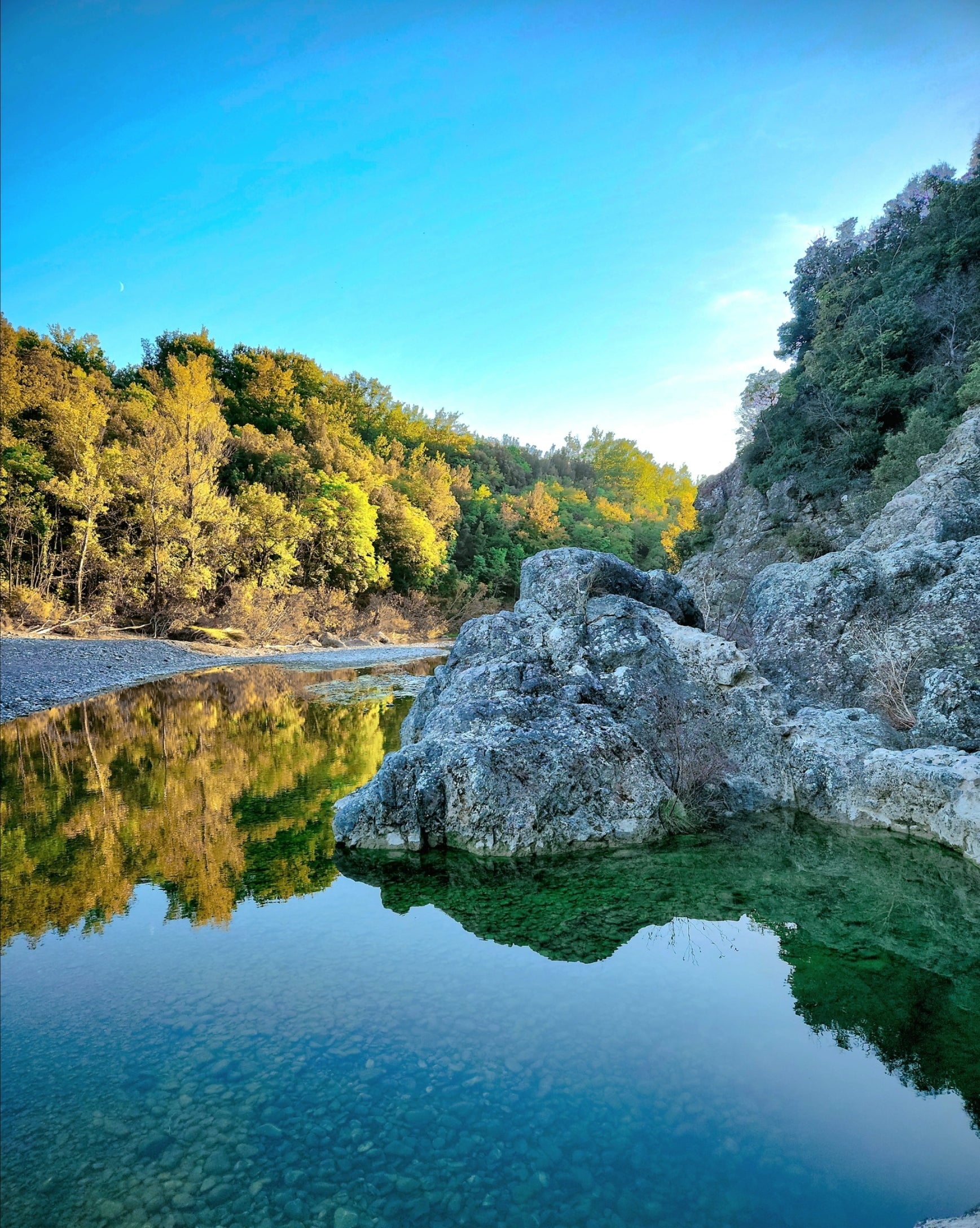 Waterfalls, streams and natural spas